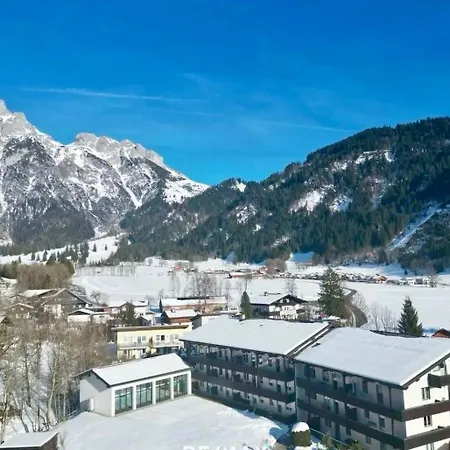 アパート Alpenperle *